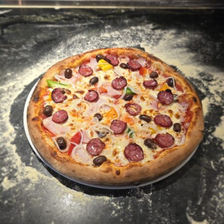 Pizza Afumateana Afumati. Comanda acum!