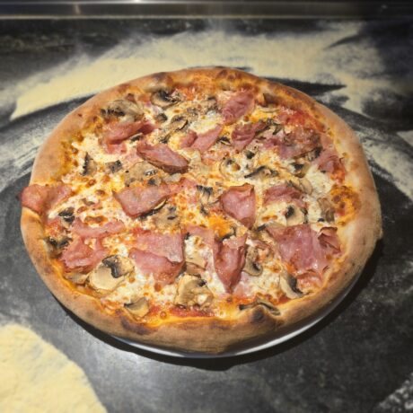 Pizza Calzone Bianco Afumati. Comanda acum!