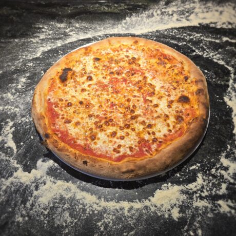 Pizza Margherita Afumati. Comanda acum!