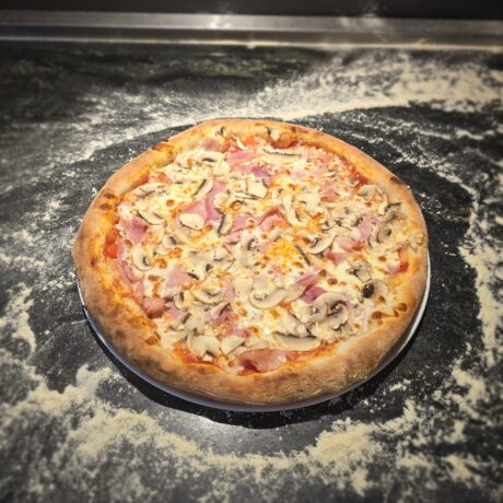 Pizza Prosciutto e funghi Afumati. Comanda acum!