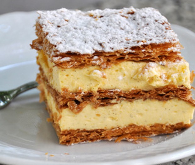 Prajitura Cremsnit | Livrare Rapidă la Domiciliu - Pizzeria Terra Mia